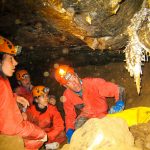 Spéléologie Ariège Grotte Siech Spéléologie Ariège Pyrénées concrétion dans la Grotte de Siech (Saurat)